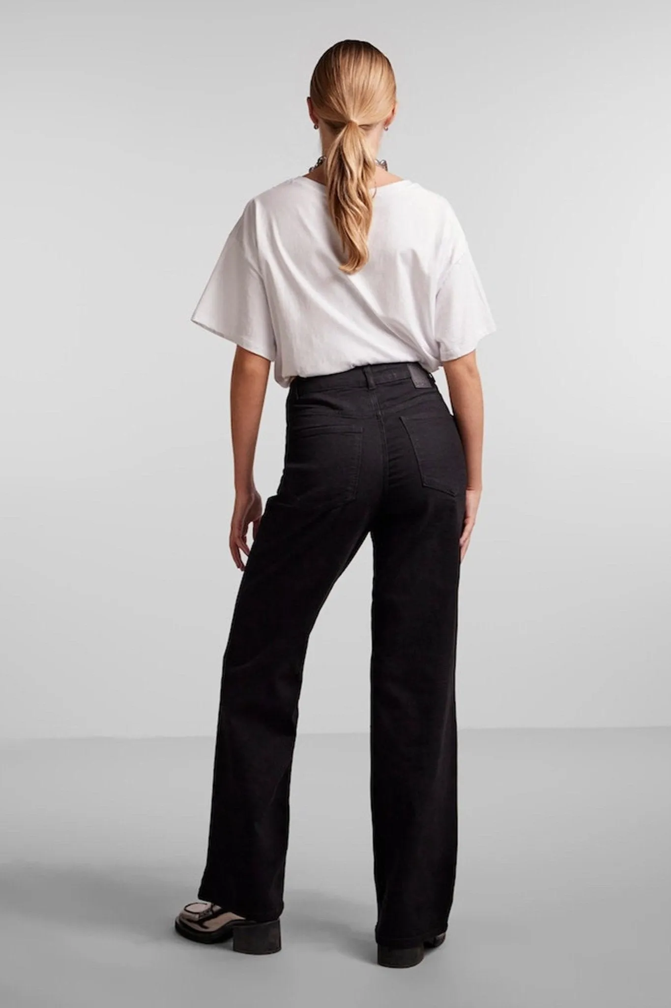 Peggy Wide Jeans - Black