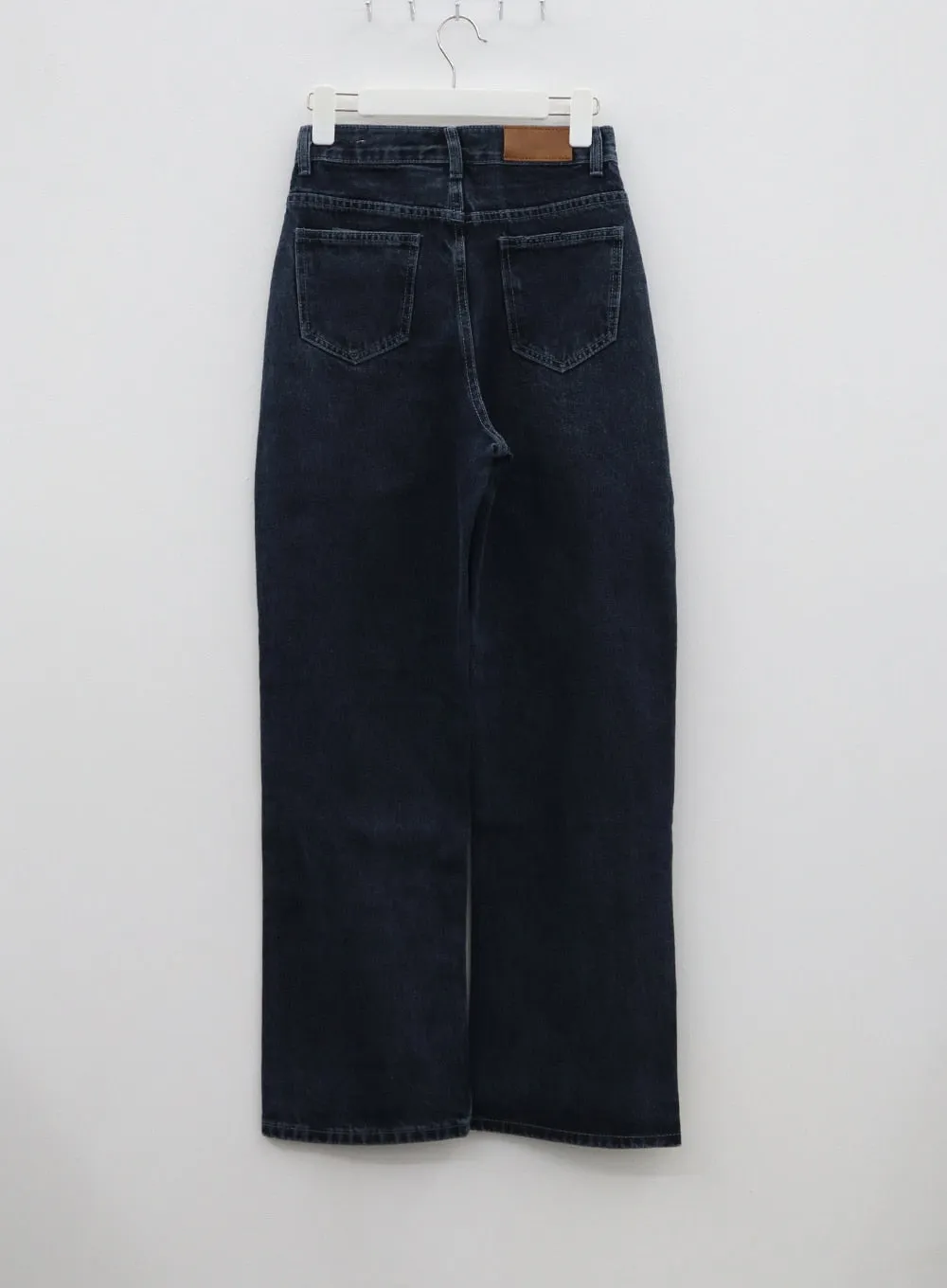 Semi Wide Leg Jeans BF310