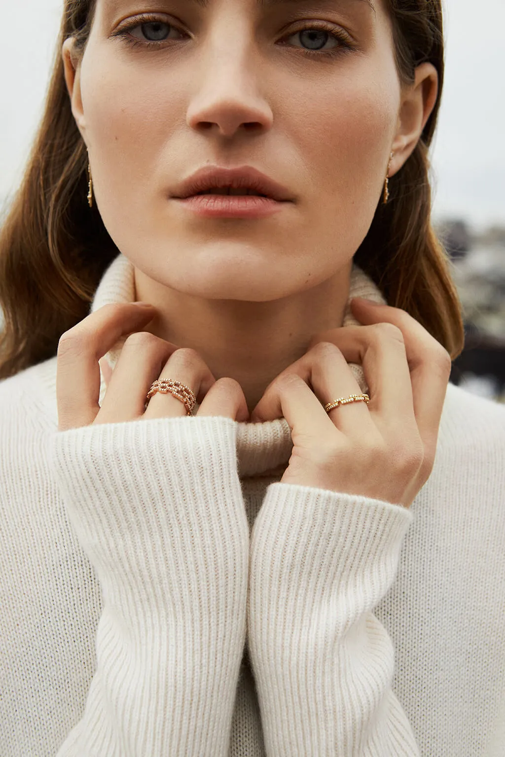 Small Brick diamonds gold ring