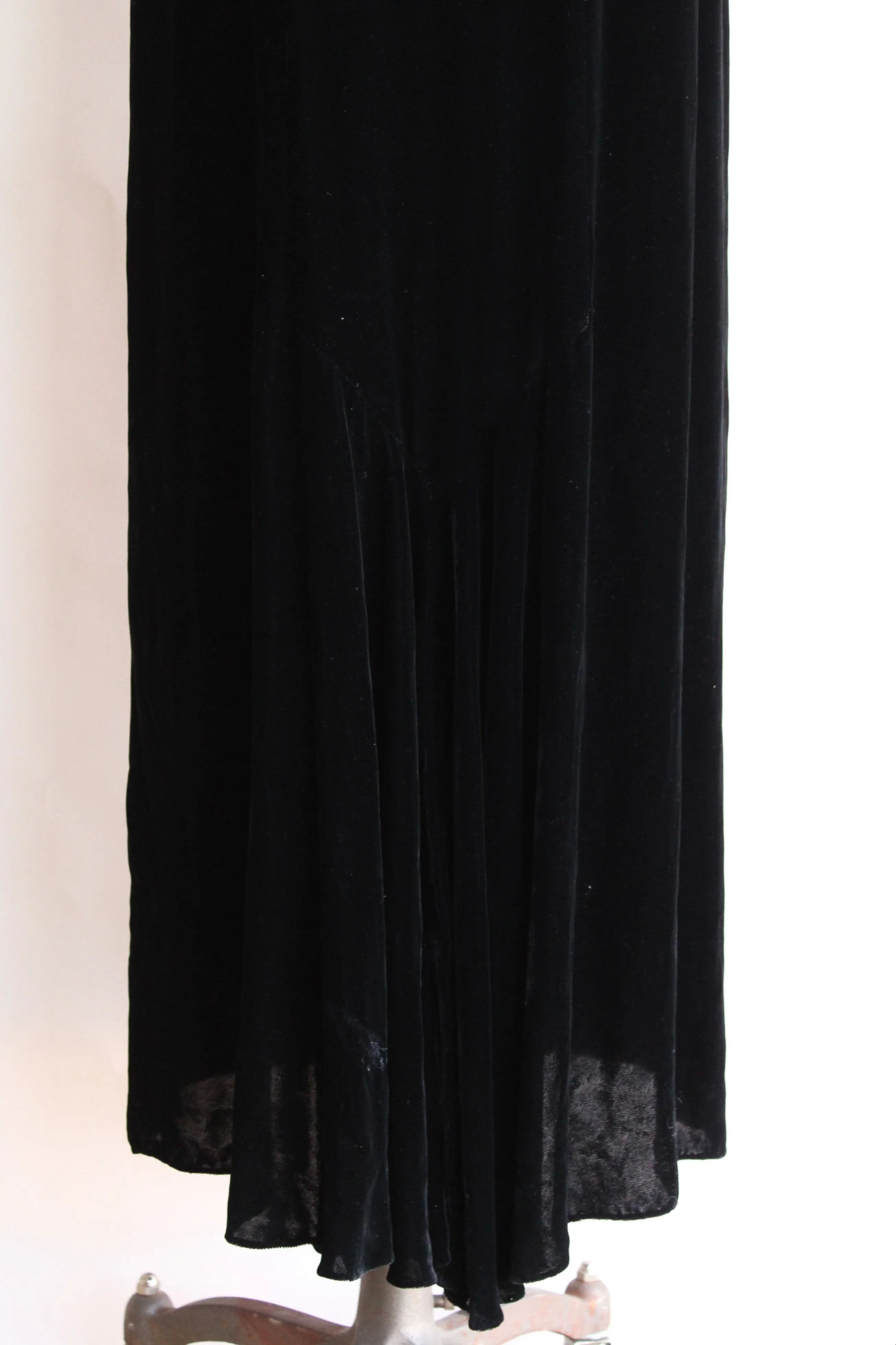 Vintage 1930s Kiviette Black Velvet Haute Couture Gown