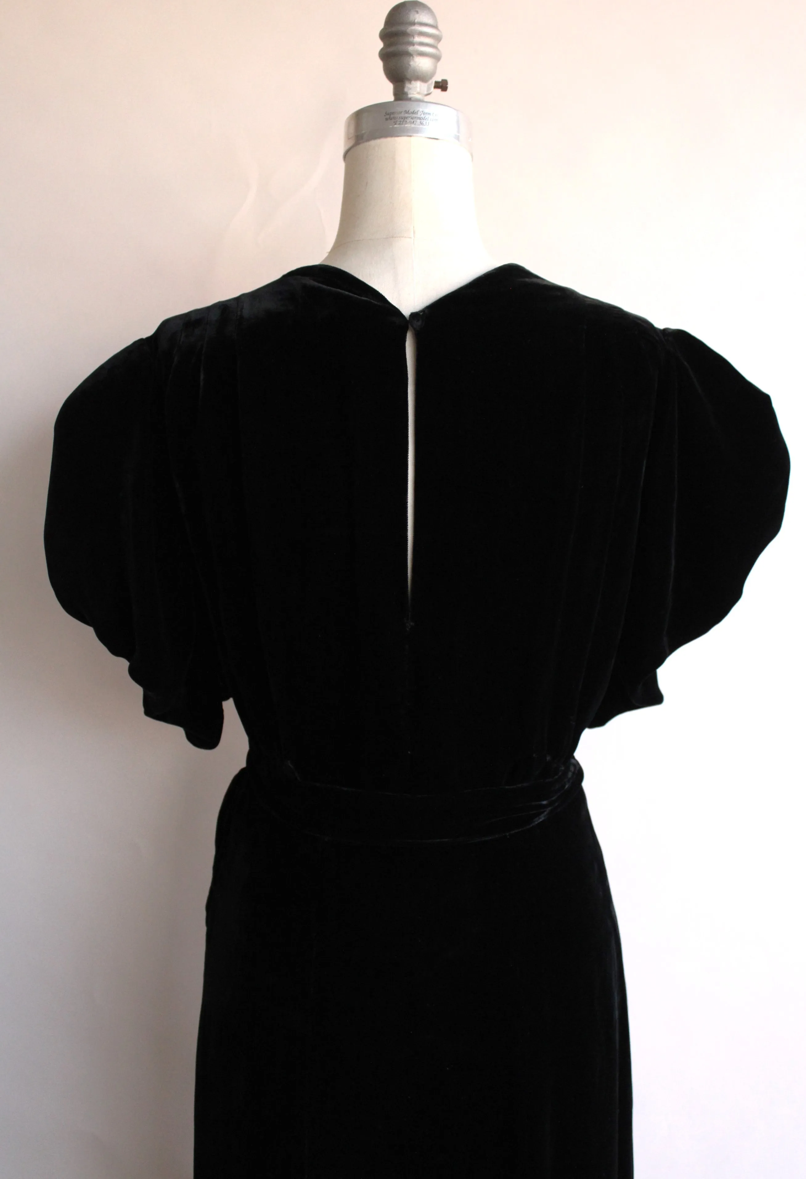 Vintage 1930s Kiviette Black Velvet Haute Couture Gown